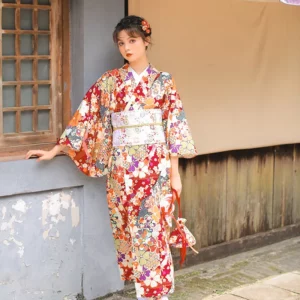 Magnifique Kimono Japonais Femme Satin Rouge Diverse Sakura en 2 Tailles